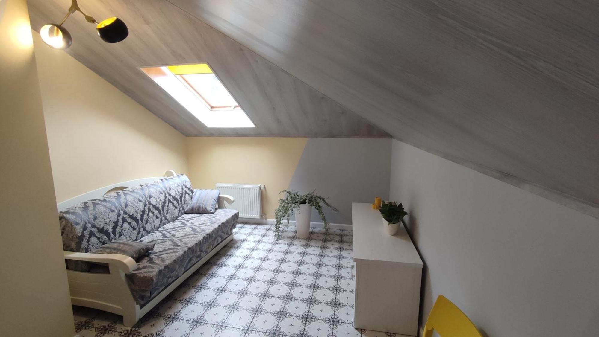 Apartament Сонячна Мансарда Kamieniec Podolski Zewnętrze zdjęcie